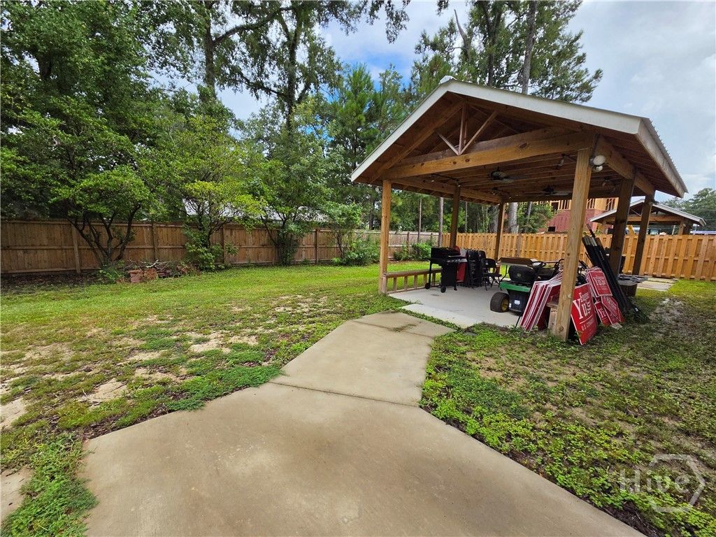 Image 6 of property listing at 128 Read Street, Pooler, GA 31322