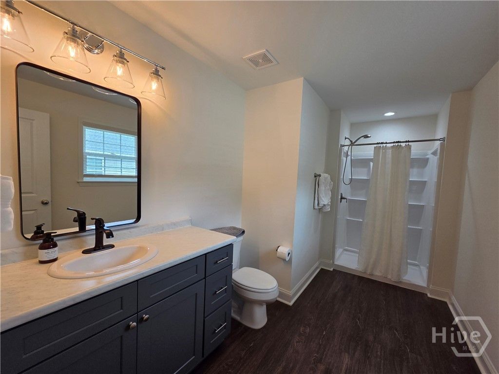 Image 8 of property listing at 128 Read Street, Pooler, GA 31322