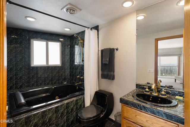 2954 Zane Grey Terrace, Altadena, CA 91001