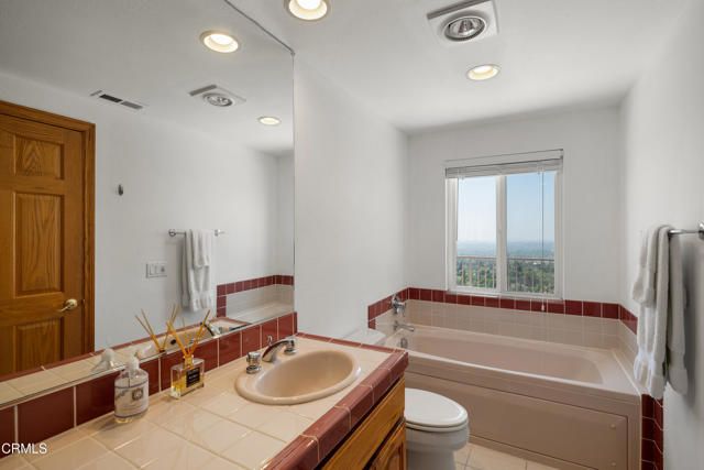 2954 Zane Grey Terrace, Altadena, CA 91001