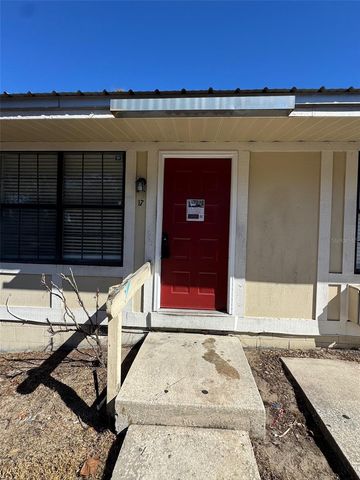 420-420 MILLS STREET 17, Leesburg, FL 34748