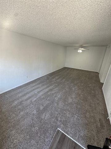 420-420 MILLS STREET 17, Leesburg, FL 34748