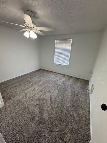 420-420 MILLS STREET 17, Leesburg, FL 34748