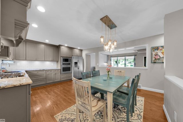 53246 Sophia Street, Shelby Twp, MI 48316