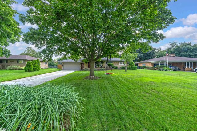 53246 Sophia Street, Shelby Twp, MI 48316