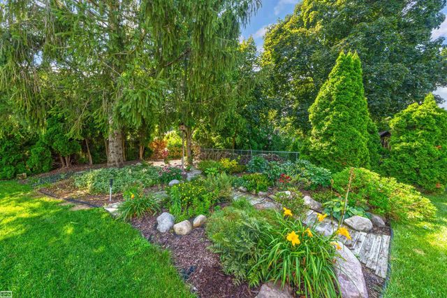 53246 Sophia Street, Shelby Twp, MI 48316