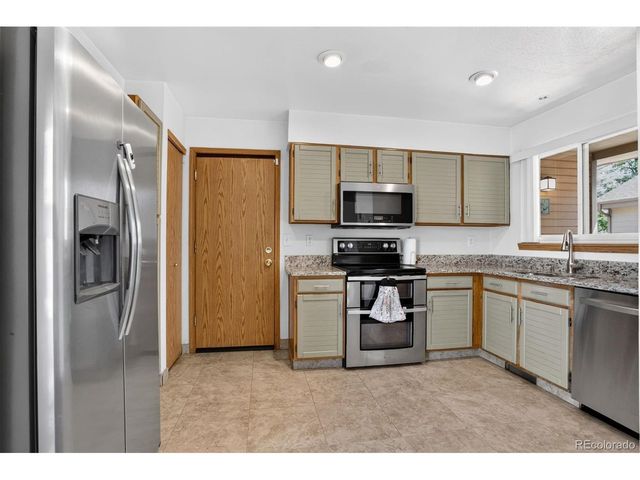 12816 E Wyoming Cir, Aurora, CO 80012