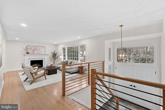 3313 MILL SPRINGS DR, Fairfax, VA 22031