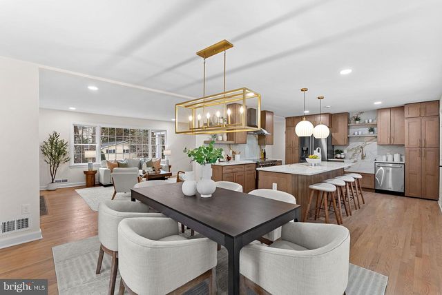 3313 MILL SPRINGS DR, Fairfax, VA 22031