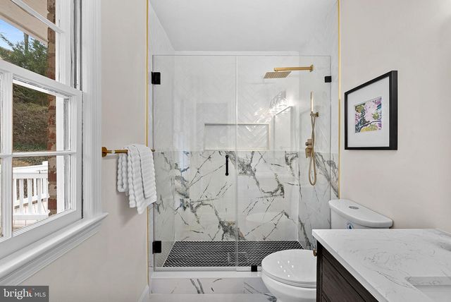 3313 MILL SPRINGS DR, Fairfax, VA 22031