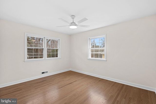 3313 MILL SPRINGS DR, Fairfax, VA 22031