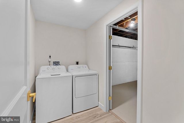 3313 MILL SPRINGS DR, Fairfax, VA 22031