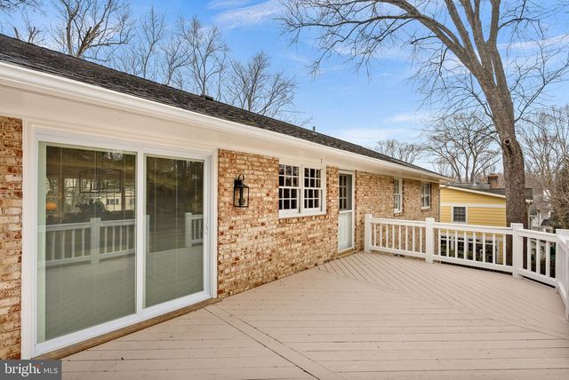 3313 MILL SPRINGS DR, Fairfax, VA 22031