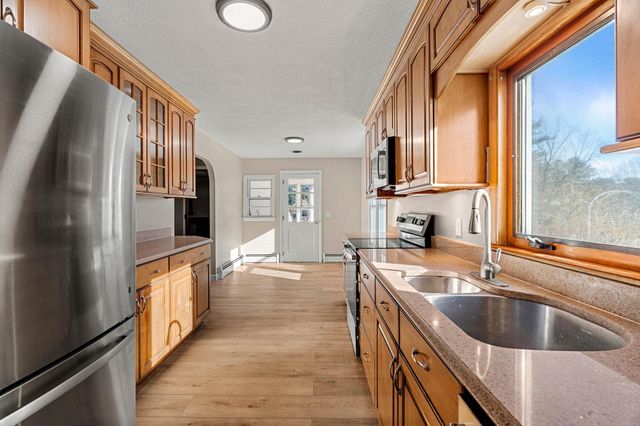 49 Lovell Street, Nashua, NH 03060