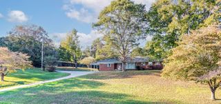 3241 W Main St, Erin, TN 37061