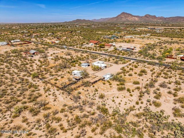 5009 W Dakota Street, Tucson, AZ 85757