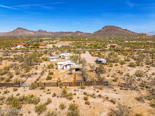 5009 W Dakota Street, Tucson, AZ 85757