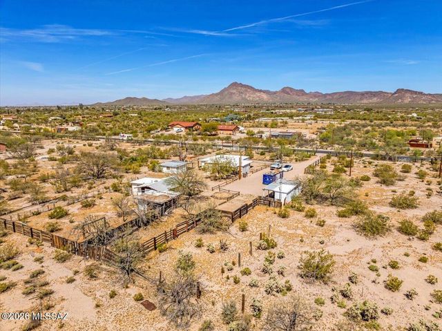 5009 W Dakota Street, Tucson, AZ 85757