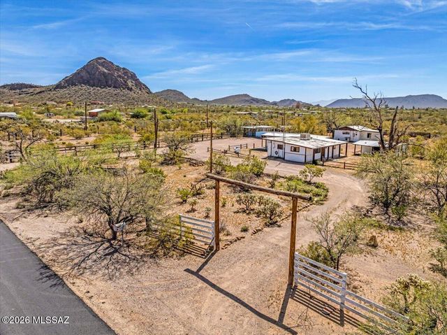 5009 W Dakota Street, Tucson, AZ 85757