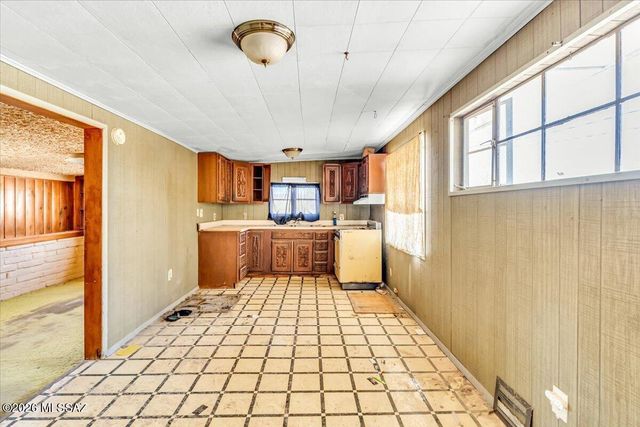 5009 W Dakota Street, Tucson, AZ 85757