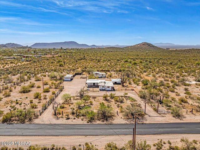 5009 W Dakota Street, Tucson, AZ 85757