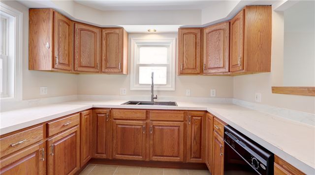 26 Pleasant Street, Seneca Falls, NY 13148