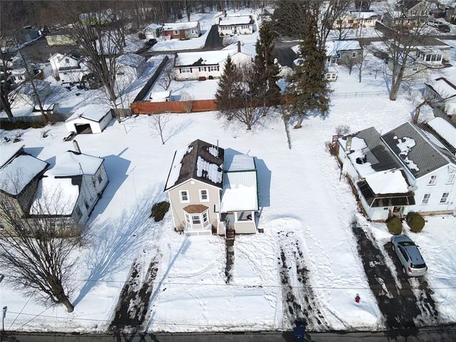 26 Pleasant Street, Seneca Falls, NY 13148