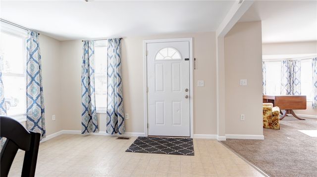 26 Pleasant Street, Seneca Falls, NY 13148