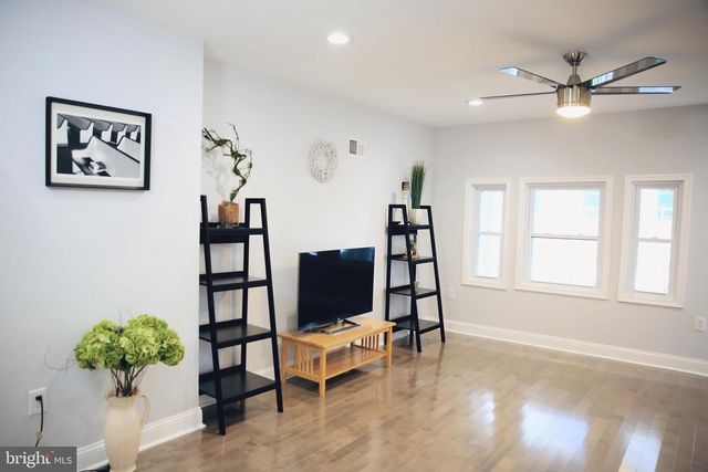 4113 SPRING GARDEN ST, Philadelphia, PA 19104