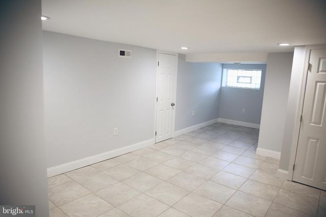 4113 SPRING GARDEN ST, Philadelphia, PA 19104