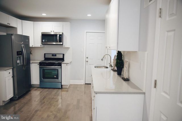 4113 SPRING GARDEN ST, Philadelphia, PA 19104