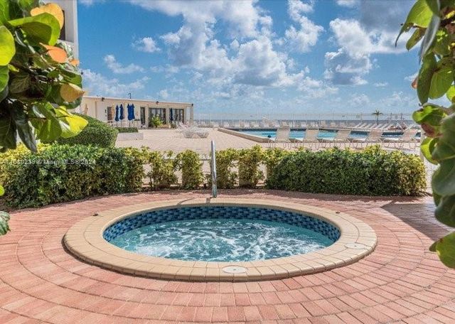 3505 S Ocean Dr 502, Hollywood, FL 33019