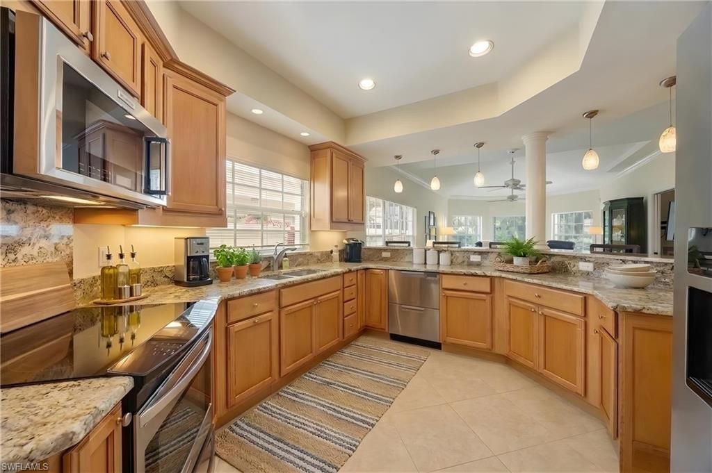 312 Carlton PL 29, NAPLES, FL 34108 — photo 3