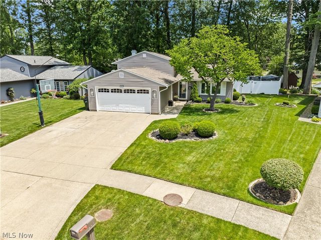 755 Bedford Avenue, Elyria, OH 44035
