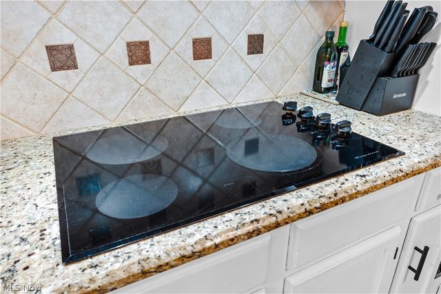 755 Bedford Avenue, Elyria, OH 44035