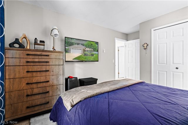 755 Bedford Avenue, Elyria, OH 44035