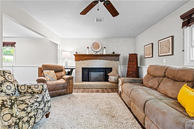 755 Bedford Avenue, Elyria, OH 44035