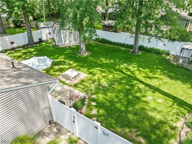 755 Bedford Avenue, Elyria, OH 44035