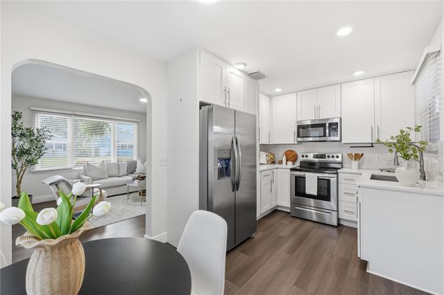 3620 3RD AVENUE N, St Petersburg, FL 33713