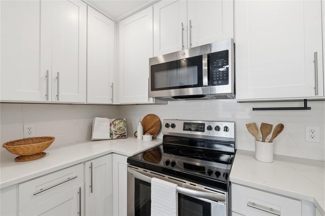 3620 3RD AVENUE N, St Petersburg, FL 33713