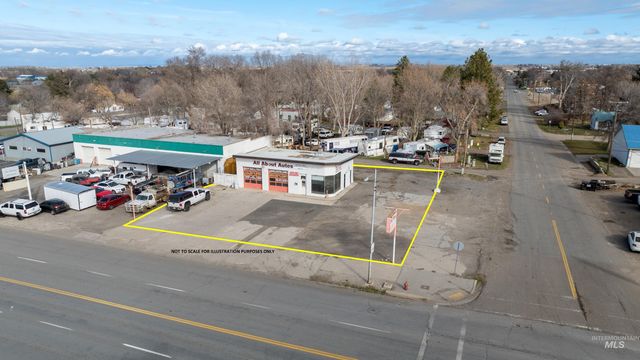 300 W Main St, Jerome, ID 83338 property photo
