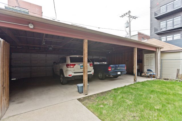 2414 W Moffat Street 1, Chicago, IL 60647