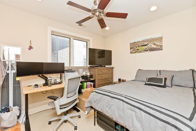 2414 W Moffat Street 1, Chicago, IL 60647