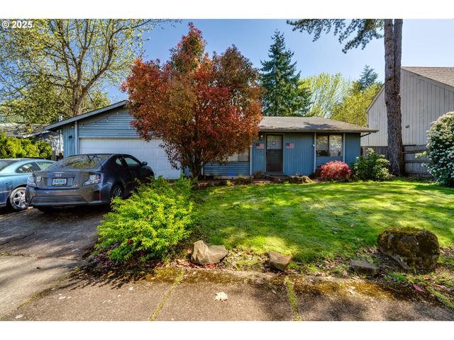 3911 PAM St, Eugene, OR 97402