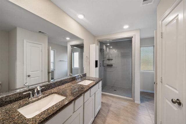 708 Ivory Manor Drive, Houston, TX 77018