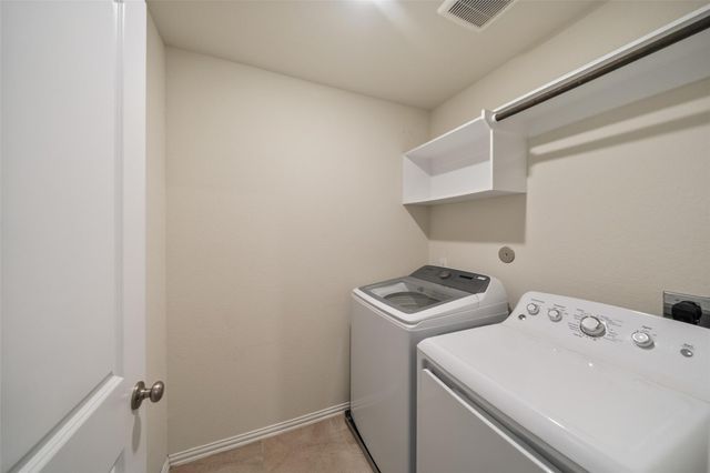 708 Ivory Manor Drive, Houston, TX 77018