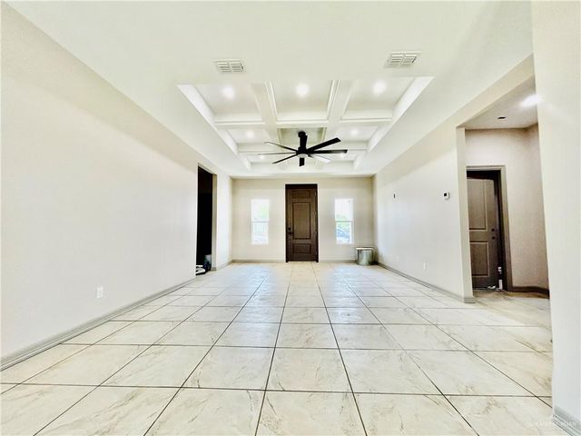 510 Tower Oak Drive, Alamo, TX 78516