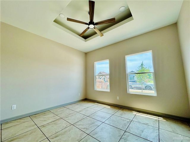 510 Tower Oak Drive, Alamo, TX 78516