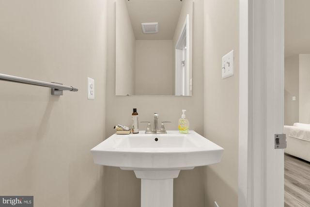 9639 TALL OAKS RD, Montgomery Village, MD 20886