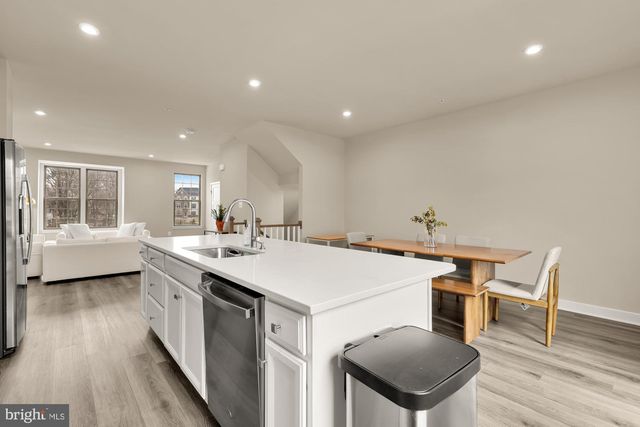 9639 TALL OAKS RD, Montgomery Village, MD 20886